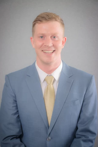 Thầy Carl Davies