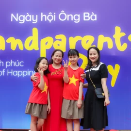 VASers cùng Ông bà 