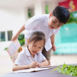 Đồng phục học sinh Tiểu học VAS Hanoi